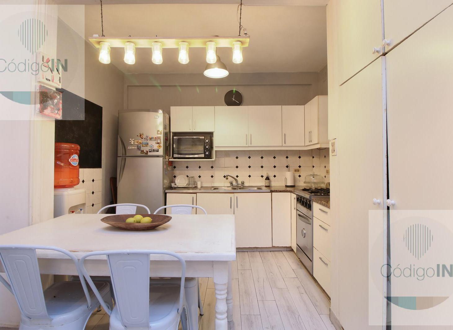 Foto de Venta PH 4 Ambientes en 3 Plantas, con PATIO y TERRAZA, Paternal, imagen 4