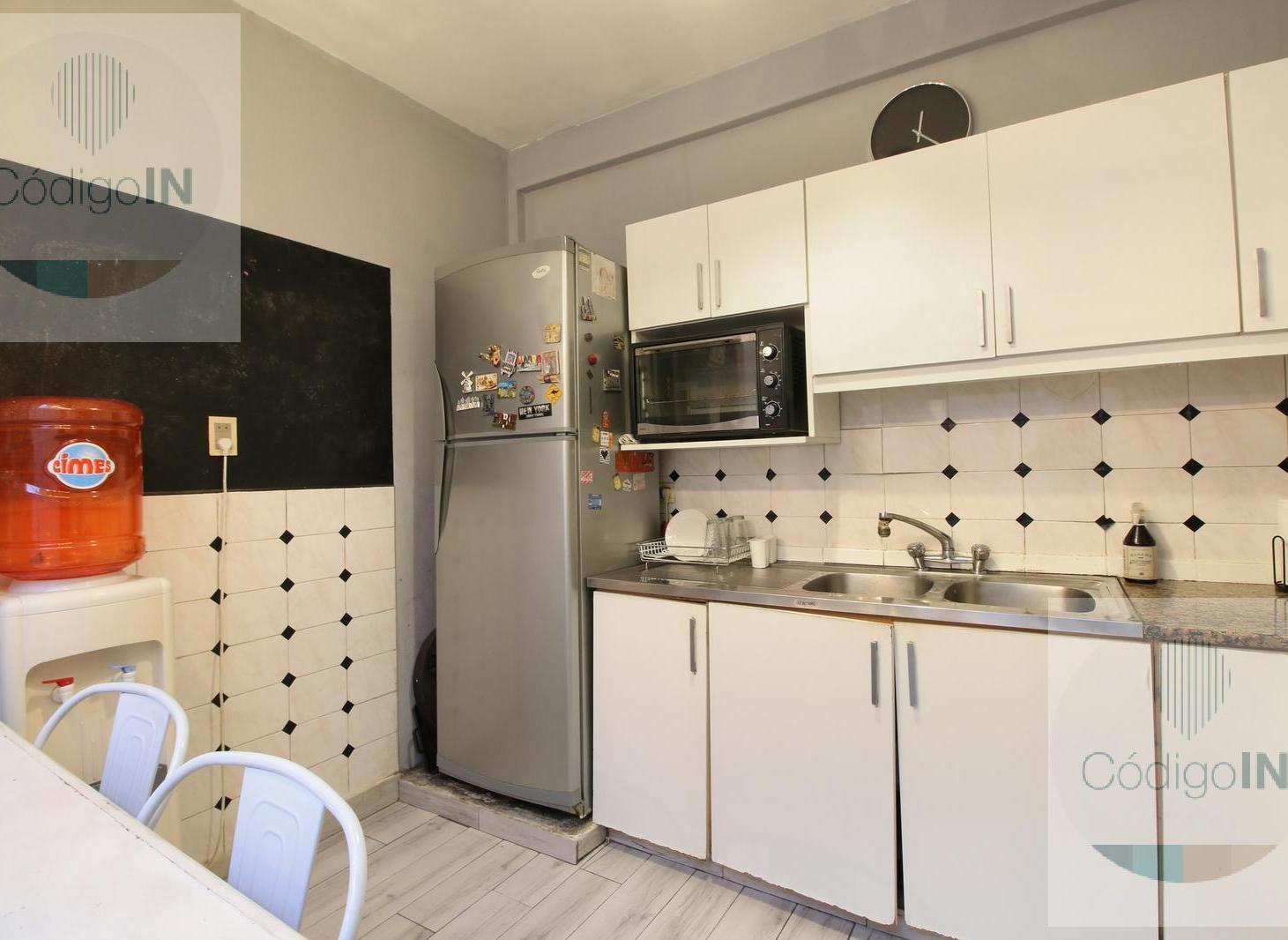 Foto de Venta PH 4 Ambientes en 3 Plantas, con PATIO y TERRAZA, Paternal, imagen 4