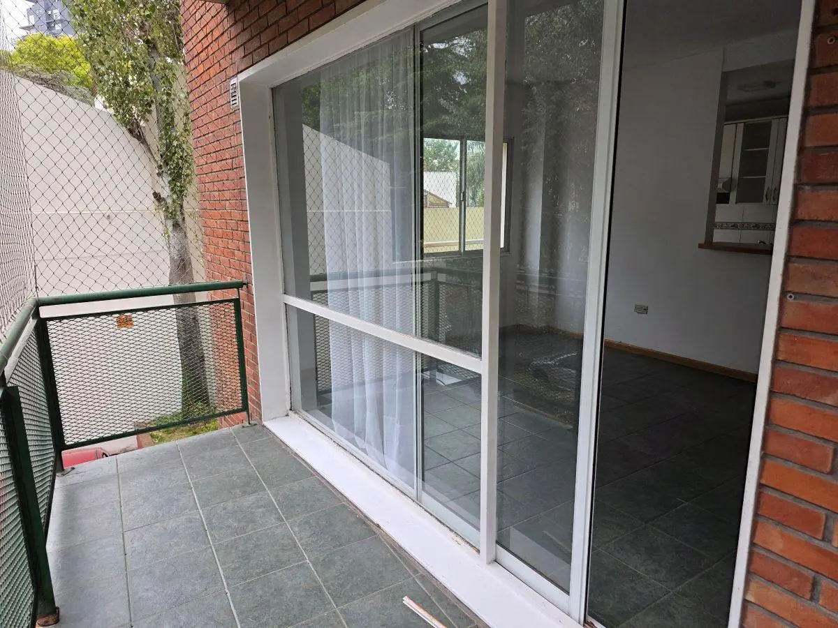se alquila espectacular 2 amb c/coch y amenities en villa del parque 3