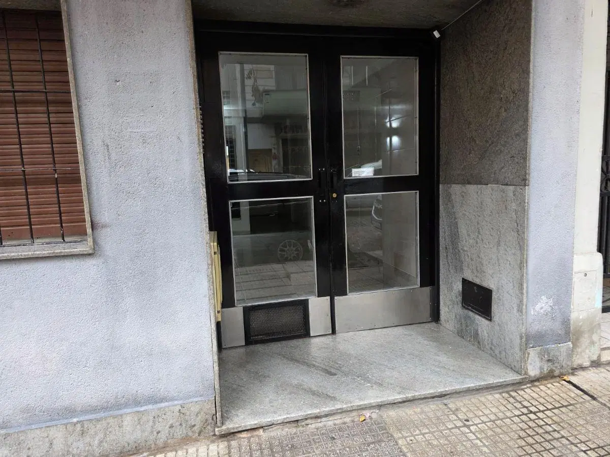 Almagro Alq Monoambiente clásico con cocina independiente - Bajas expensas 4