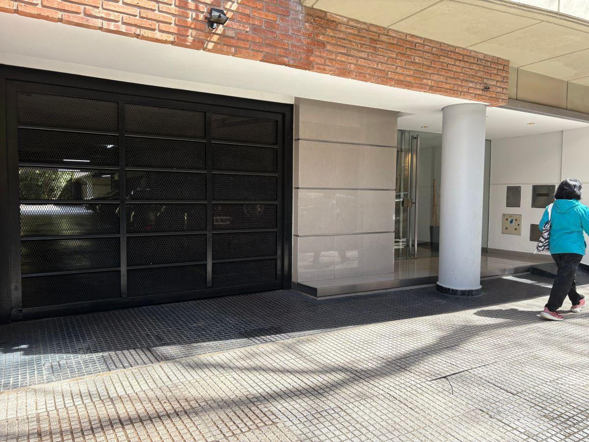 Foto de Semipiso 4 amb. al frente c/cochera, imagen 3