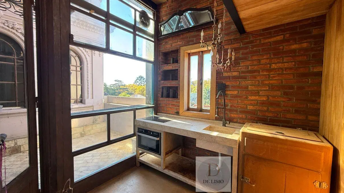VENTA LOFT en DUPLEX. 2 AMBIENTES AP/ PROF. en EDIFICIO de ESTILO FRANCES. ALBERDI 988. OLIVOS 3