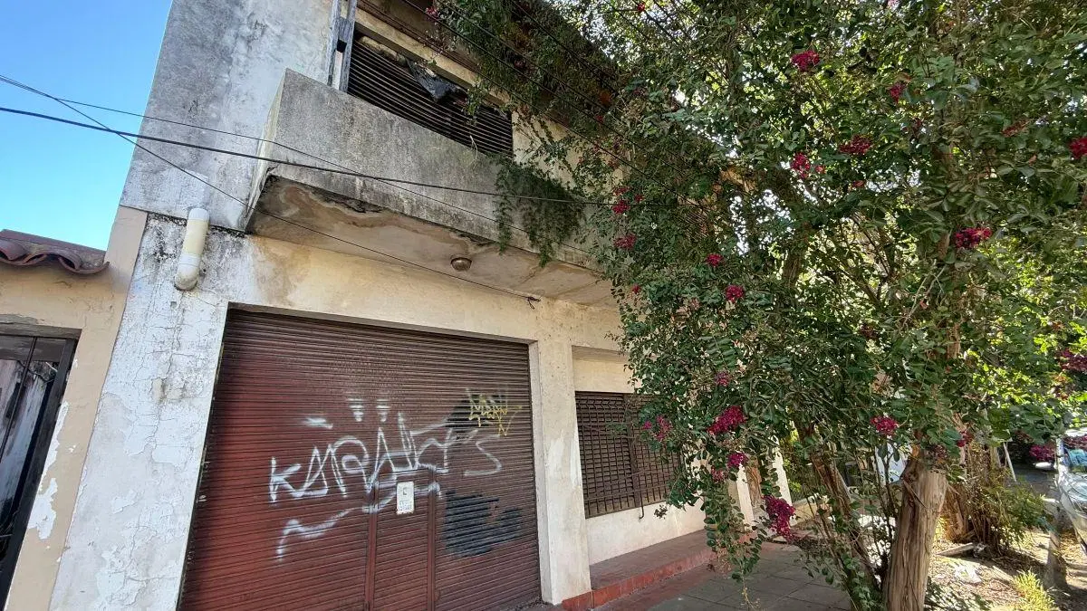 TERRENO en VENTA con CASA a REFACCIONAR. 379m2. FRAY J SANTA MARIA de ORO 3600. OLIVOS 1
