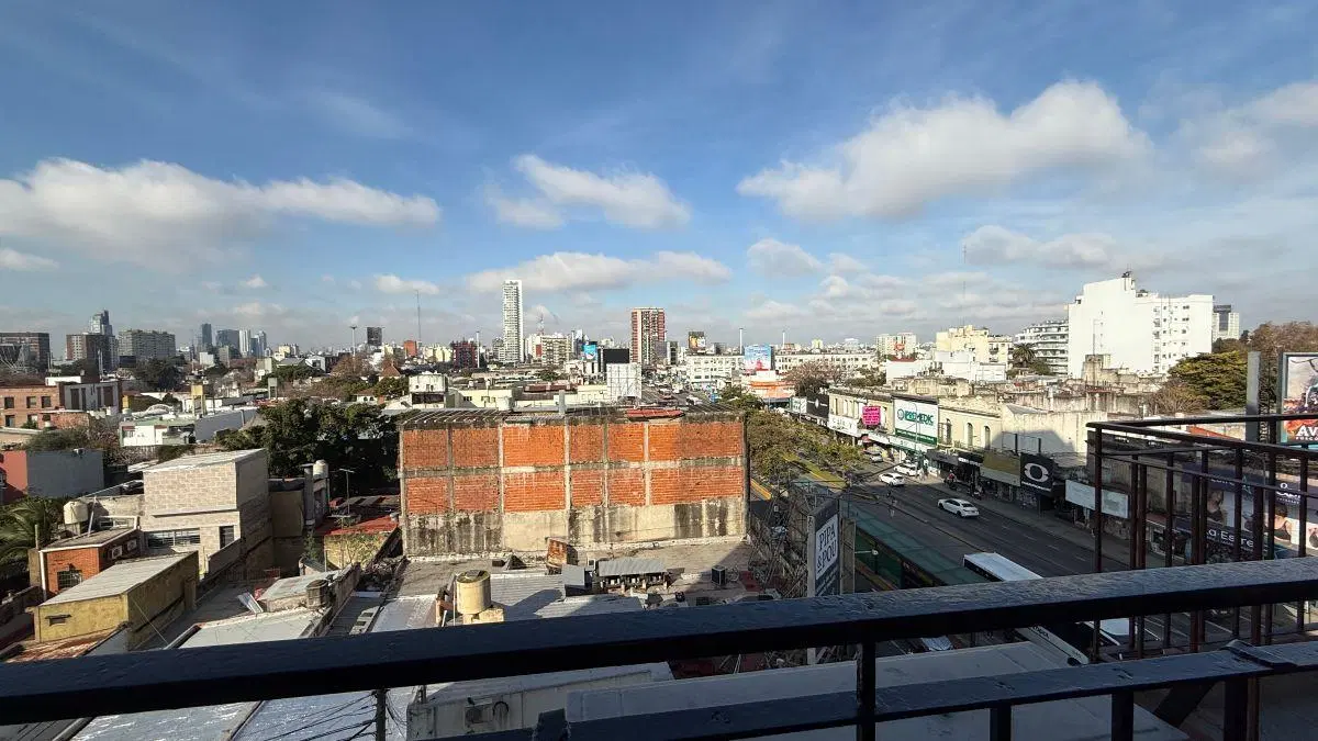 DEPARTAMENTO de 2 AMBIENTES en ALQUILER. AV. MAIPU 311. VICENTE LOPEZ 3