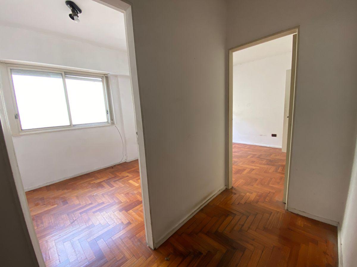 Foto de DEPARTAMENTO en ALQUILER. 3 AMBIENTES con BALCON. MAIPU 1300. VICENTE, imagen 5