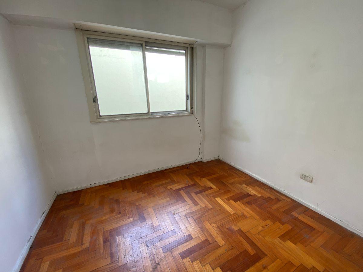 Foto de DEPARTAMENTO en ALQUILER. 3 AMBIENTES con BALCON. MAIPU 1300. VICENTE, imagen 2