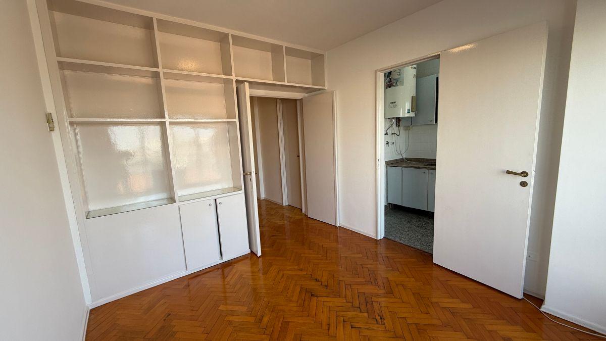 Foto de DEPARTAMENTO de 2 AMBIENTES en ALQUILER. AV. MAIPU 311. VICENTE LOPEZ, imagen 4