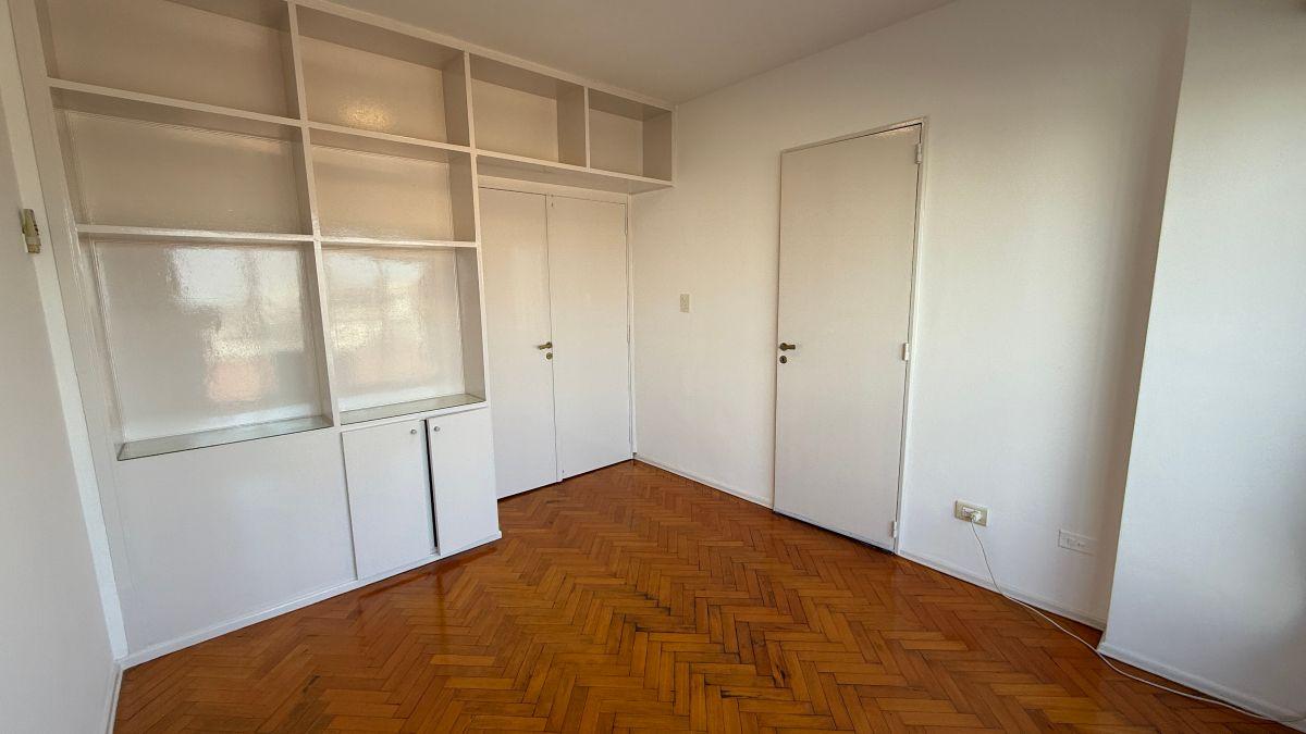 Foto de DEPARTAMENTO de 2 AMBIENTES en ALQUILER. AV. MAIPU 311. VICENTE LOPEZ, imagen 2