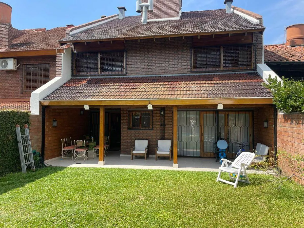 Martinez. R.S.Peña 2400 Exc chalet 5 amb s/2 lotes Piscina Jardín 8