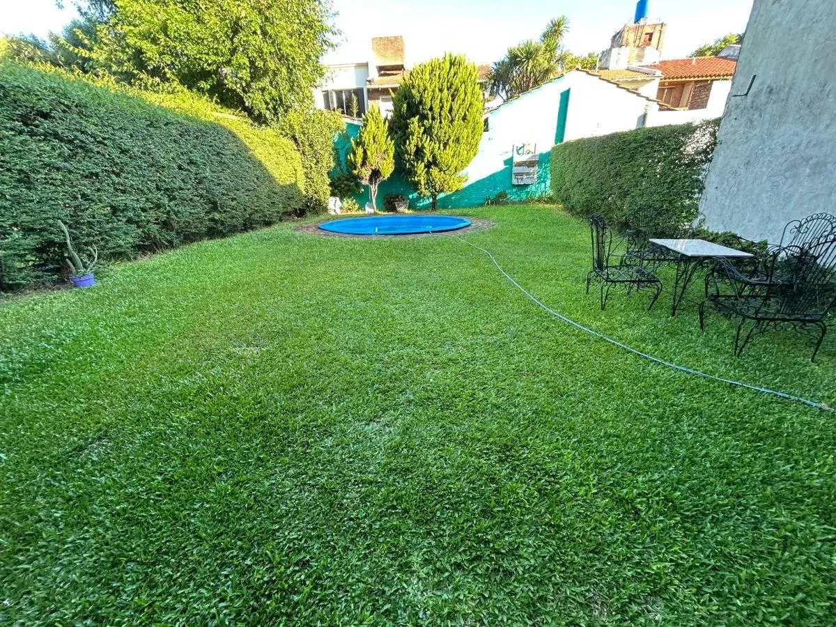 Florida Lasalle. Muy buen chalet 4 amb Jardín Pileta Cochera 4