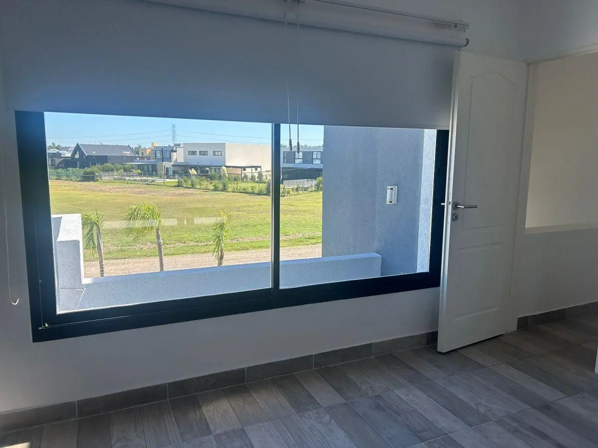 Maschwitz. Barrio privado El Ensueño. Exc casa vista al lago 8
