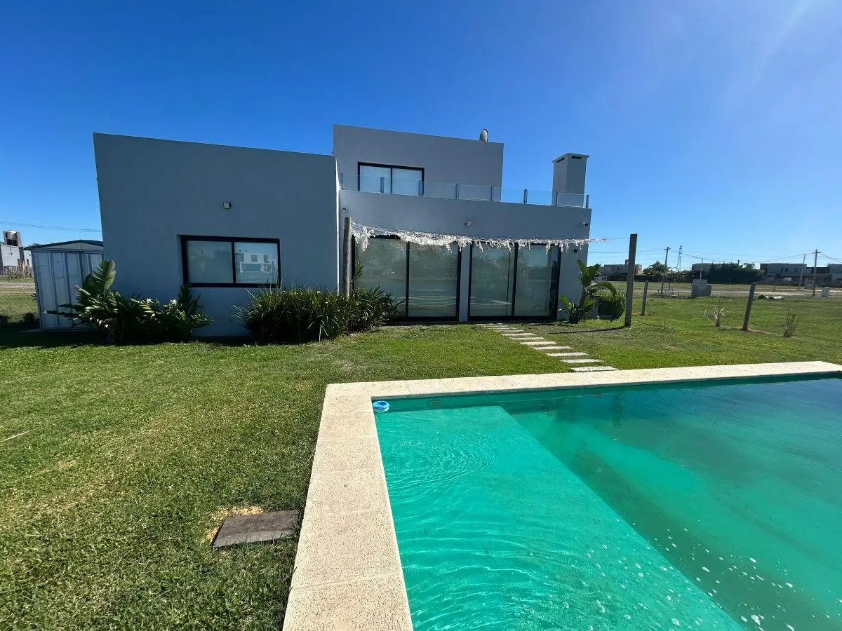 Maschwitz. Barrio privado El Ensueño. Exc casa vista al lago 2
