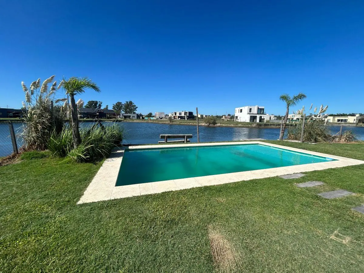 Maschwitz. Barrio privado El Ensueño. Exc casa vista al lago 5