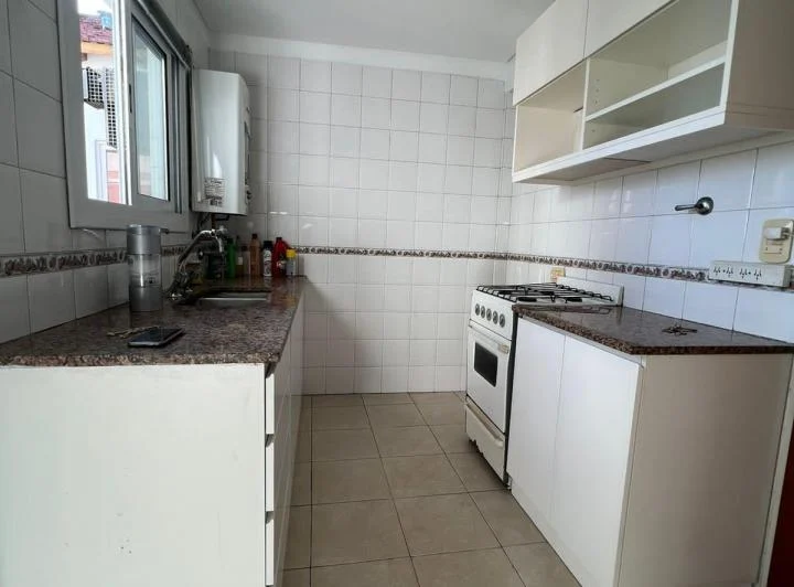 DEPARTAMENTO DE 3 AMB POR ESCALERA- MUNRO 3