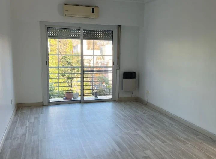 DEPARTAMENTO DE 3 AMB POR ESCALERA- MUNRO 2