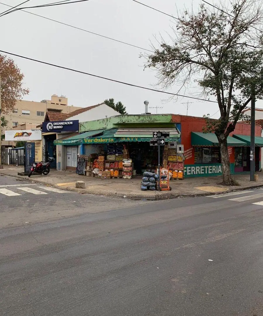 VENTA EN BLOCK DE 4 LOCALES EN MUNRO 1