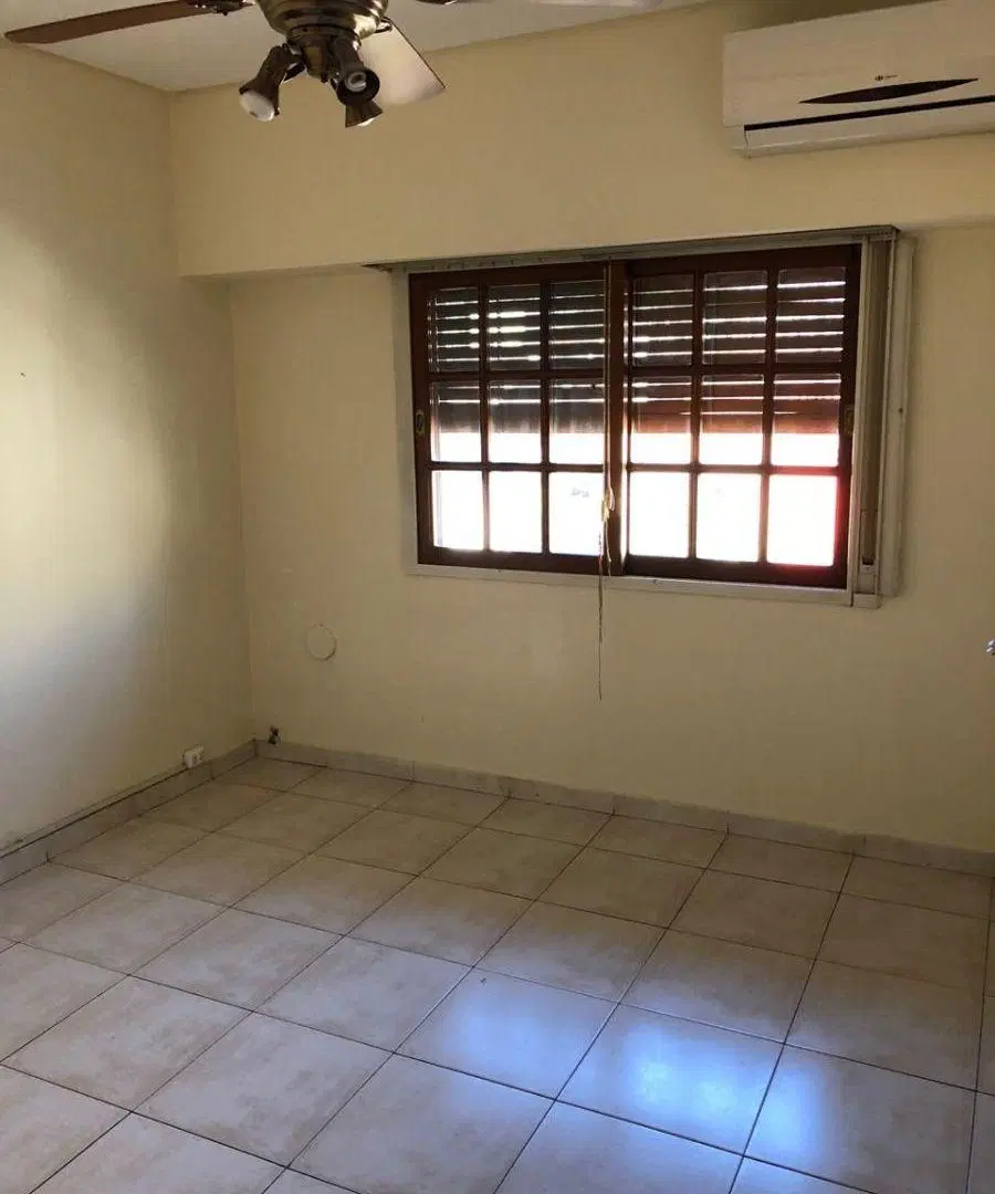 EXCELENTE DUPLEX DE 4 AMB. C/JARDIN EN FLORIDA OESTE 2