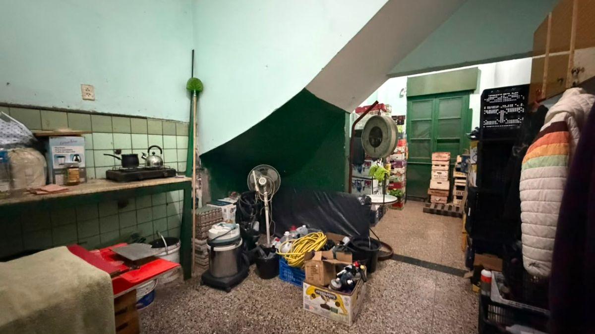 Foto de Excelente Local Comercial en esquina con estacionamiento, imagen 3