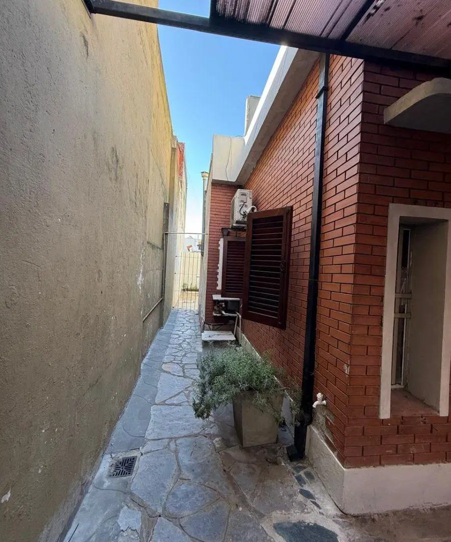 CASA 4 AMBIENTES C/PATIO Y TERRAZA EN FLORIDA OESTE 5