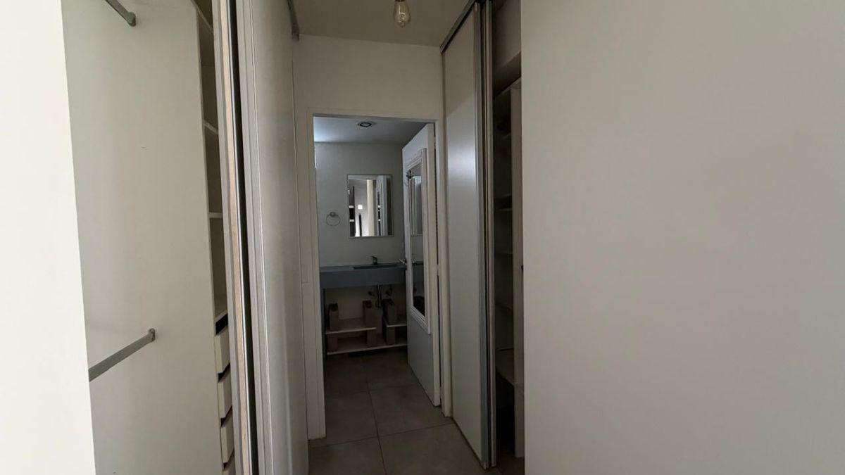 Foto de Departamento monoambiente dividido con cochera, imagen 5