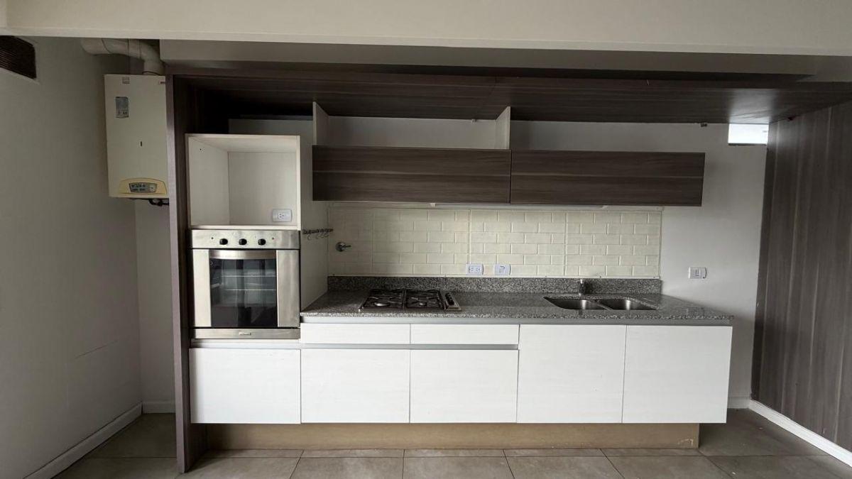 Foto de Departamento monoambiente dividido con cochera, imagen 3