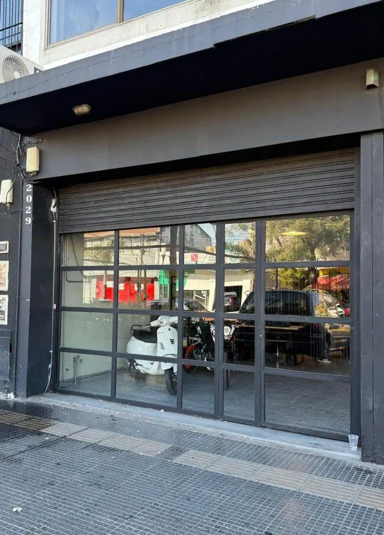 LOCAL CON DEPOSITO SOBRE AV. MITRE 3