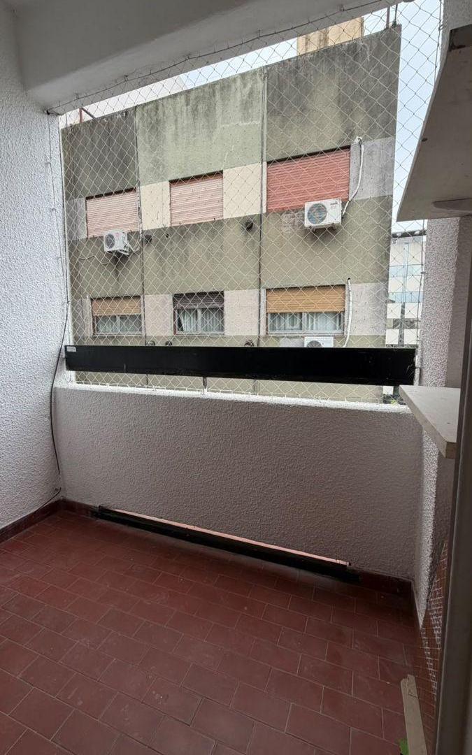 Foto de Monoambiente a mts de Av. Maipú con Balcón, imagen 3