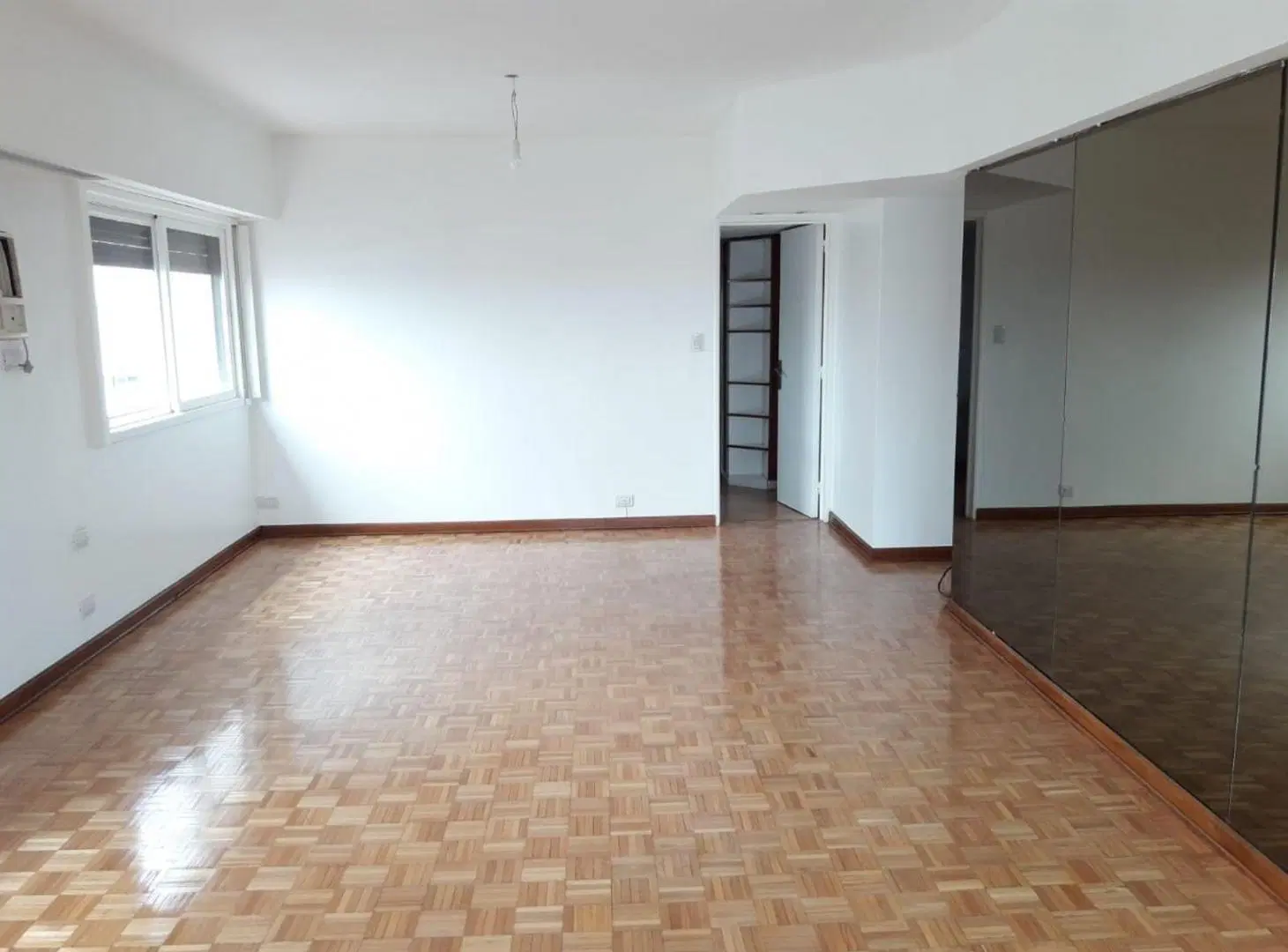 BELGRANO. 3 AMBIENTES, SUITE, DEPENDENCIA, COCHERA Y VIGILANCIA 5