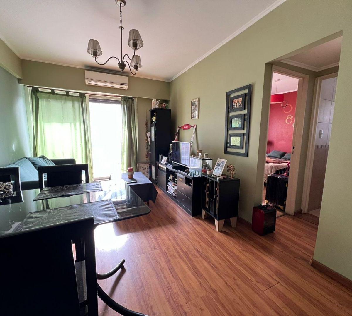 Departamento en Venta 2 Ambientes con Balcón en Barracas 3