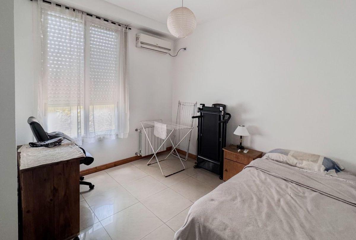 Espectacular Casa en Venta 6 Ambientes con Terraza 2