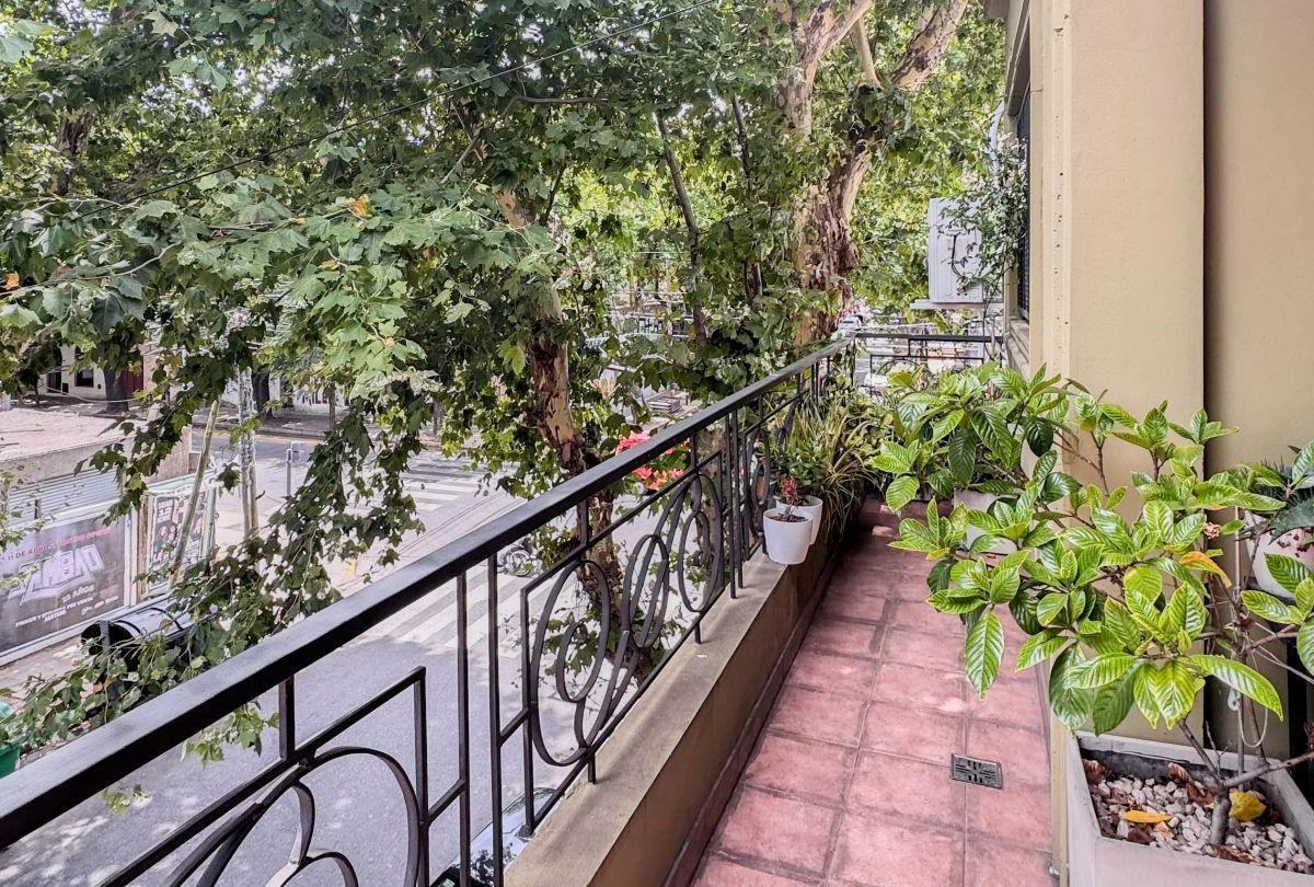 Espectacular Casa en Venta 6 Ambientes con Terraza 4