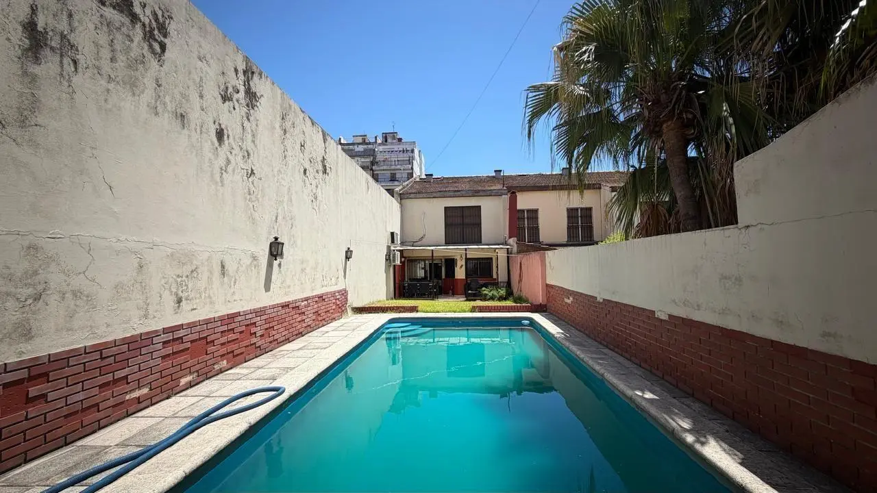 ¡Descubri este increible chalet en Barracas con Piscina! 2
