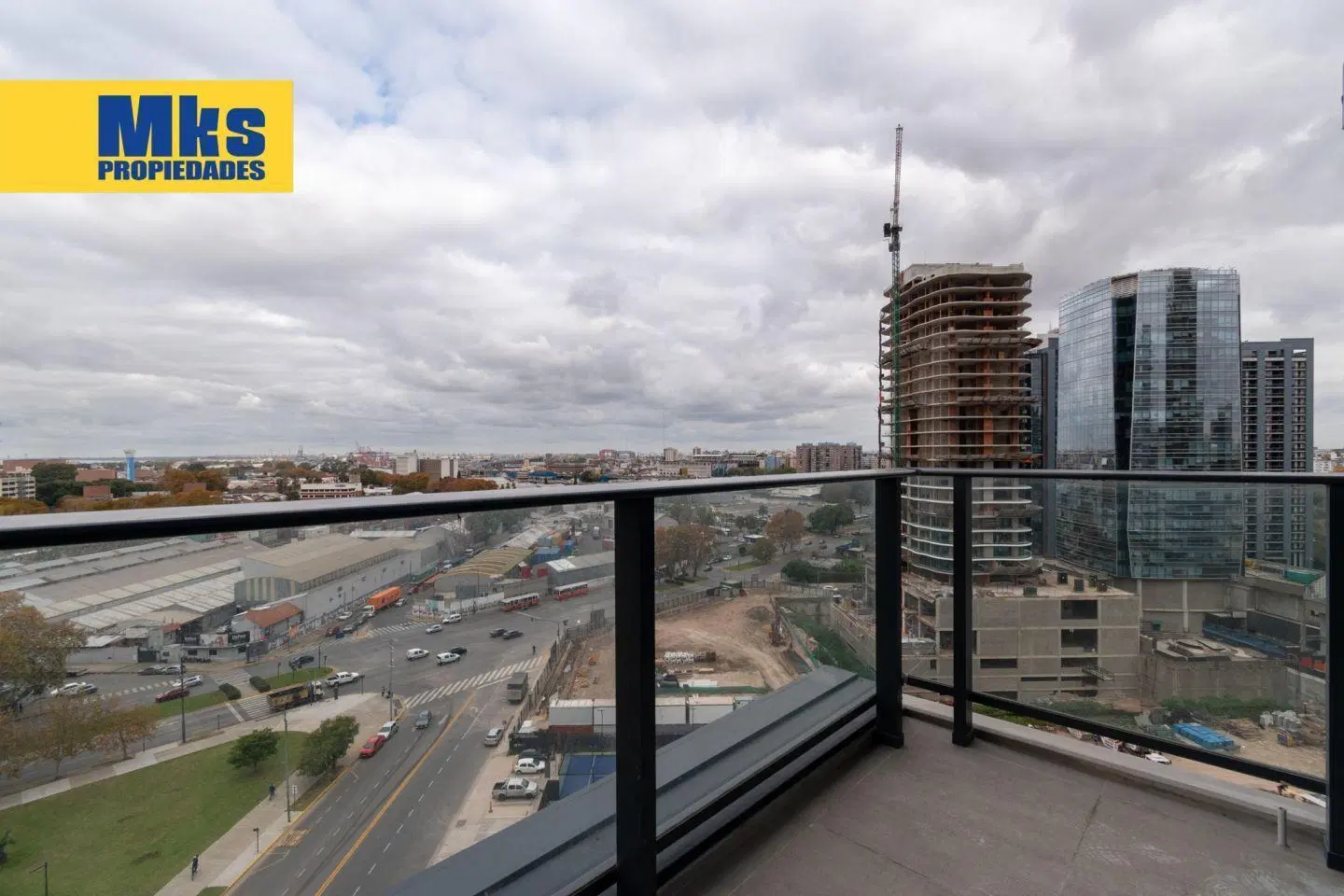 Venta. 2 ambientes. Torre Harbour Tower. Full Amenities. 4