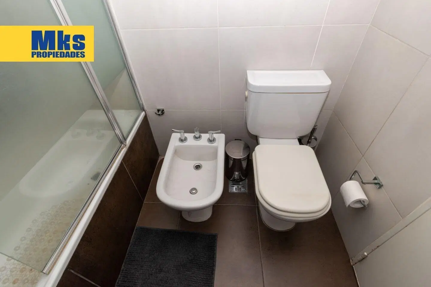 Departamento. Venta. 4 ambientes. Cochera. Full amenities. 8