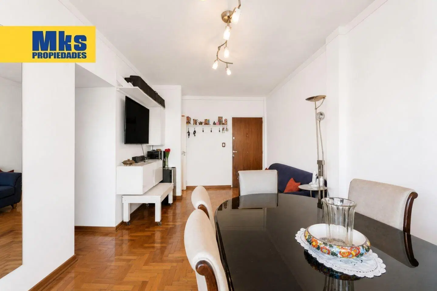 Venta. Departamento. 4 ambientes. Balcon Aterrazado. 2