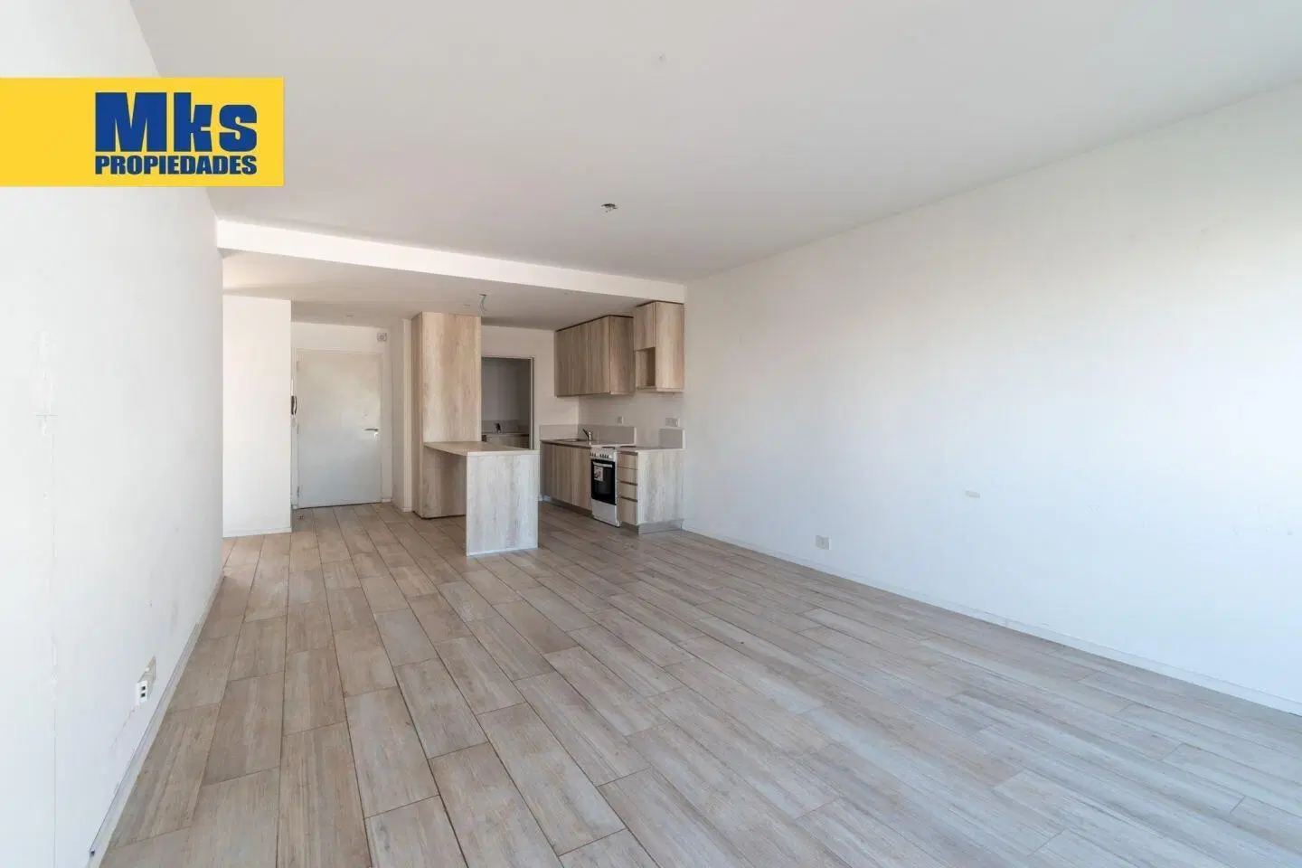Venta. 3 ambientes. Balcon con parilla. 8