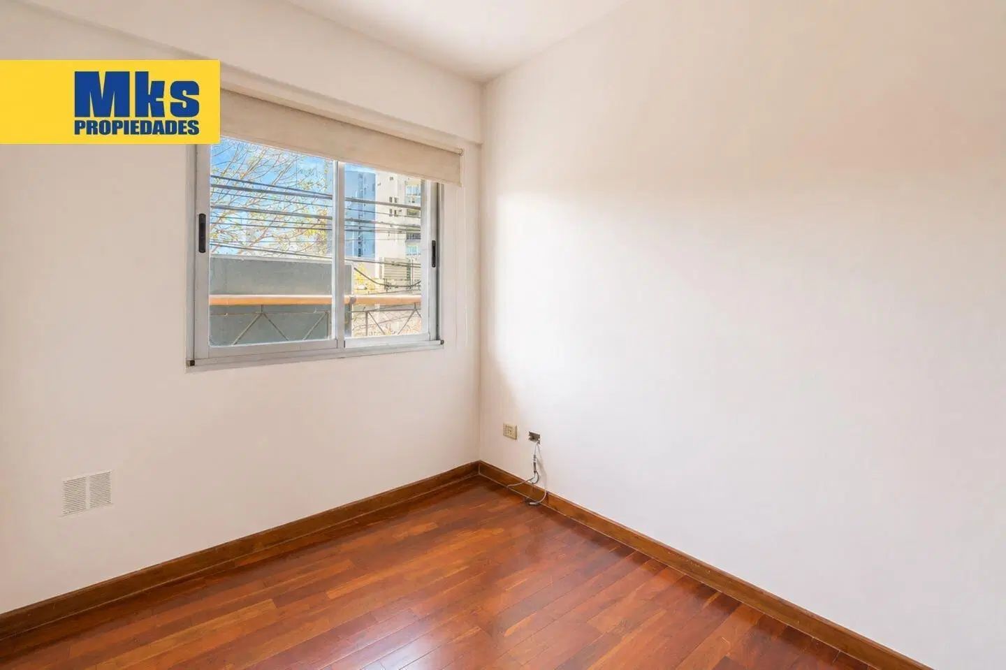 Venta. 3 ambientes. Balcon . Barracas. 5