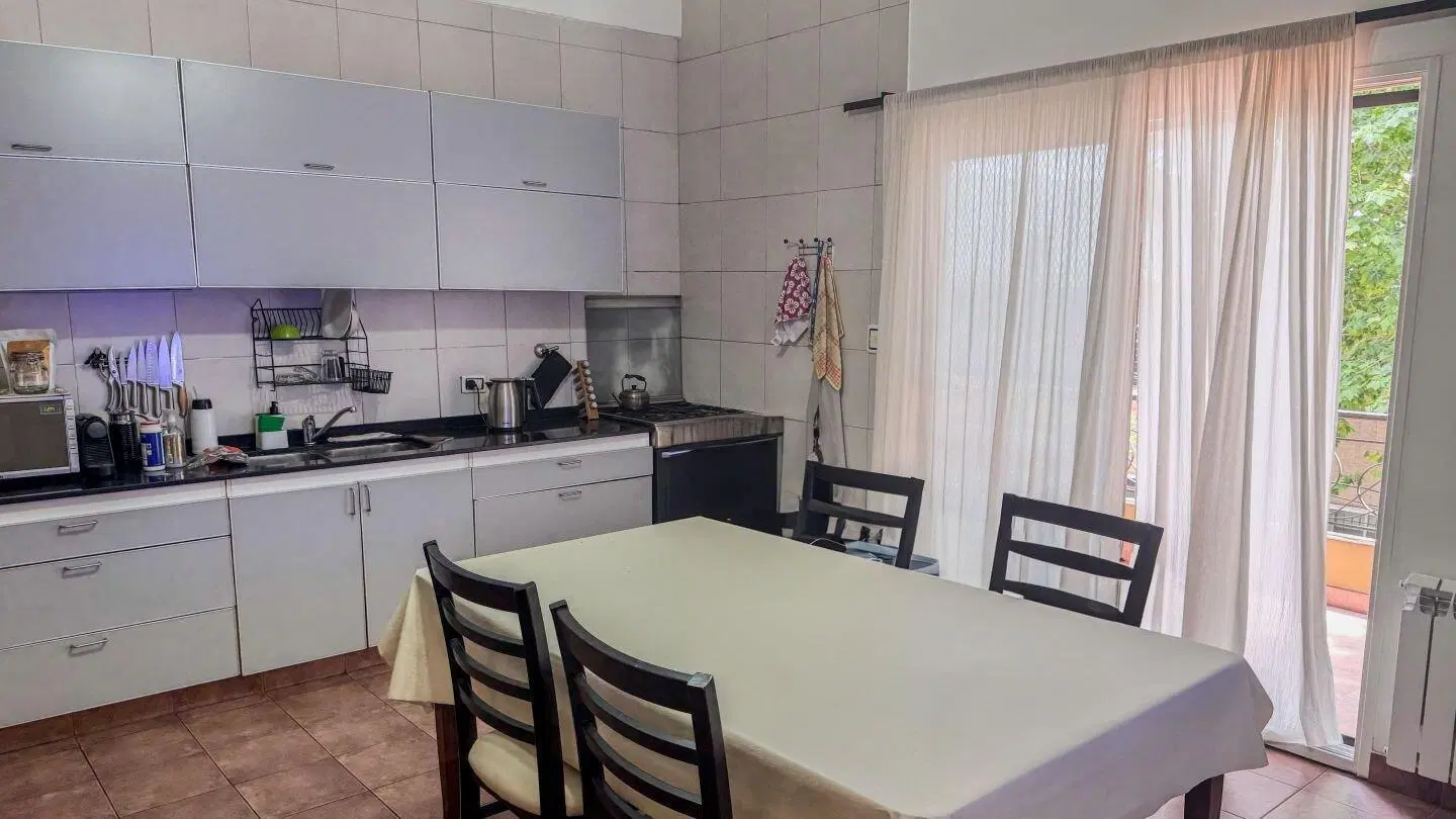 ESPECTACULAR CASA EN VENTA 6 AMBIENTES CON TERRAZA 5