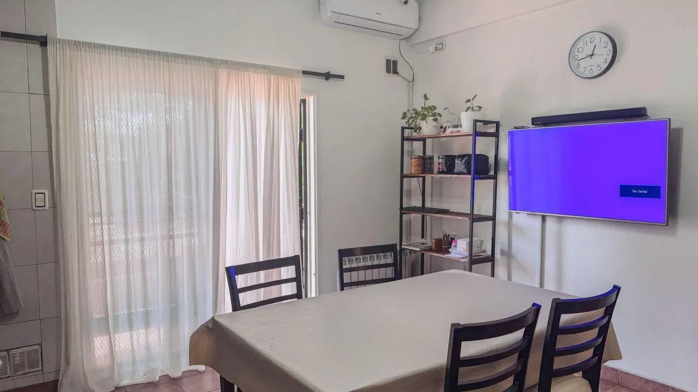 ESPECTACULAR CASA EN VENTA 6 AMBIENTES CON TERRAZA 4