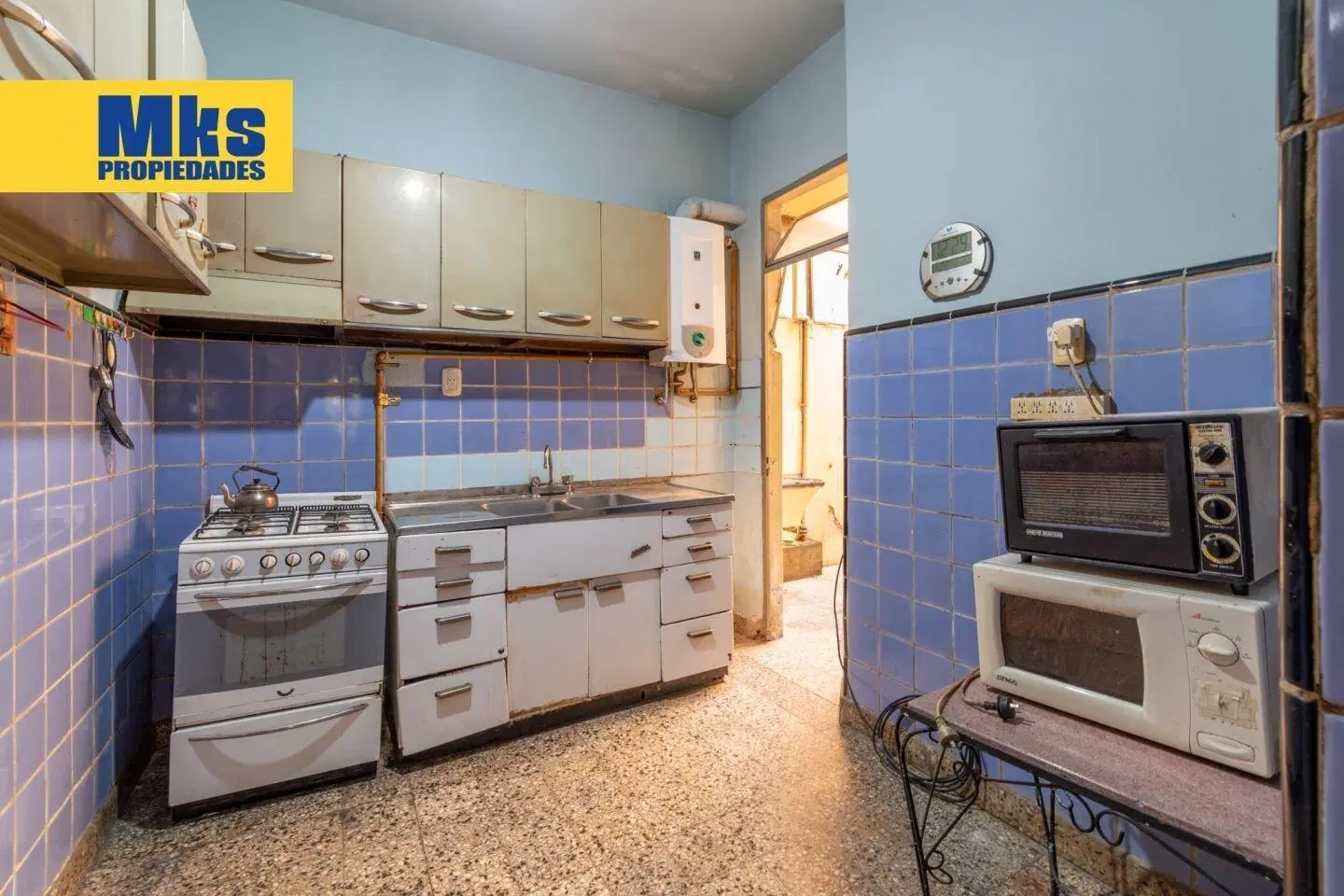 Descubre este PH DE 2 ambientes divisible a 3 luminoso en Barracas 5