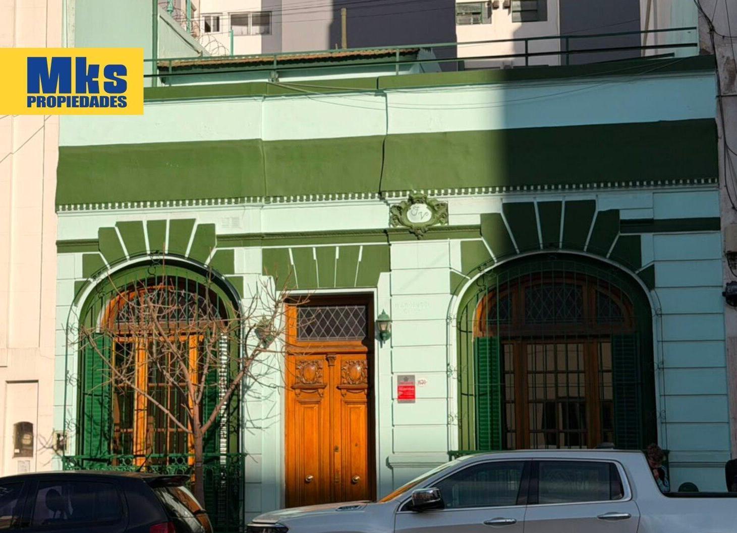 Lote en venta. 1104 m² vendibles. PB, 7 Pisos y 2 retiros. Barracas.