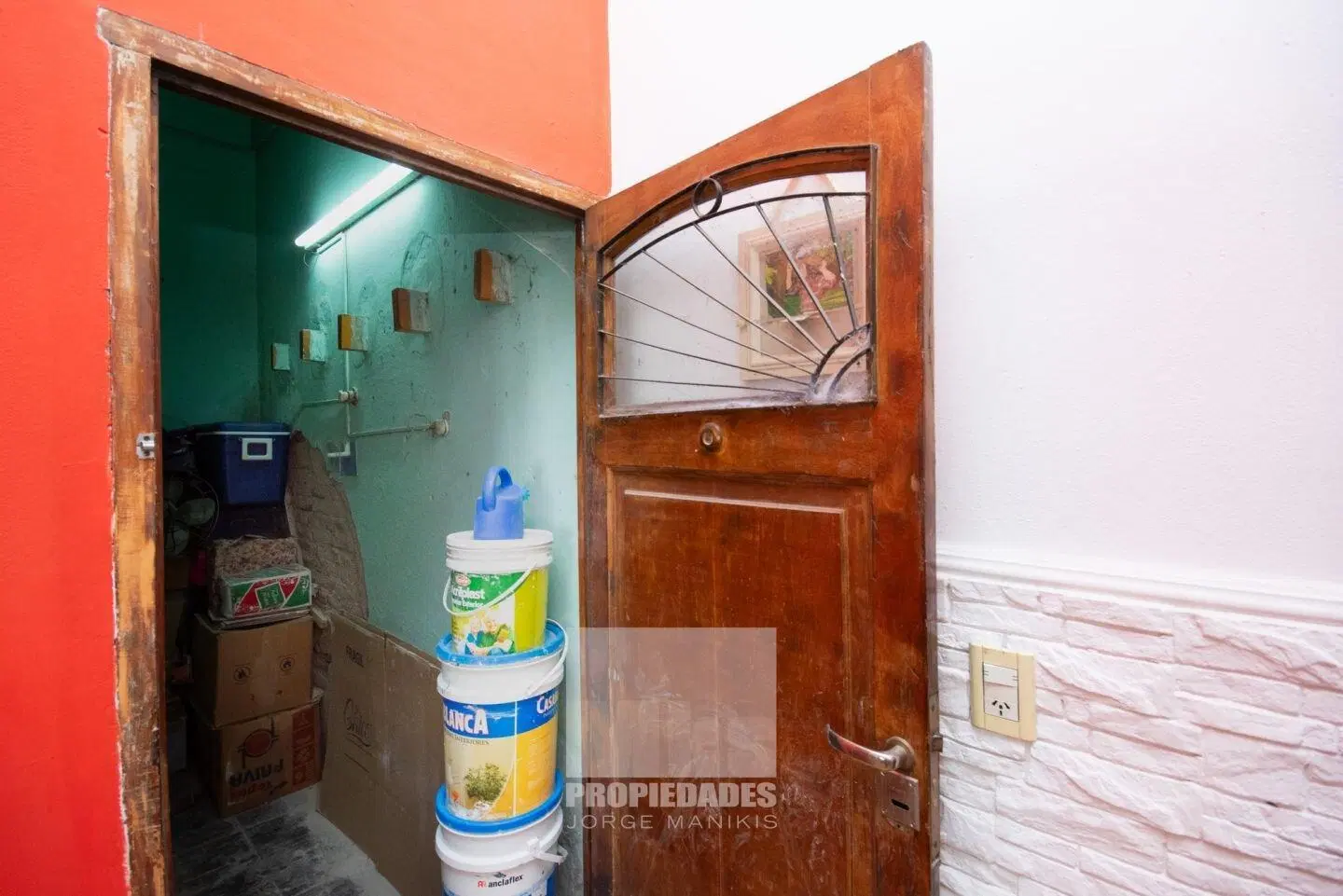 PH en venta de 4 ambientes. Refaccionado a nuevo. 8