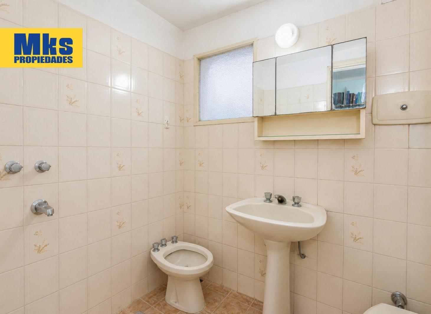 Foto de Venta. 2 ambientes. Balcon al frente. La boca., imagen 2