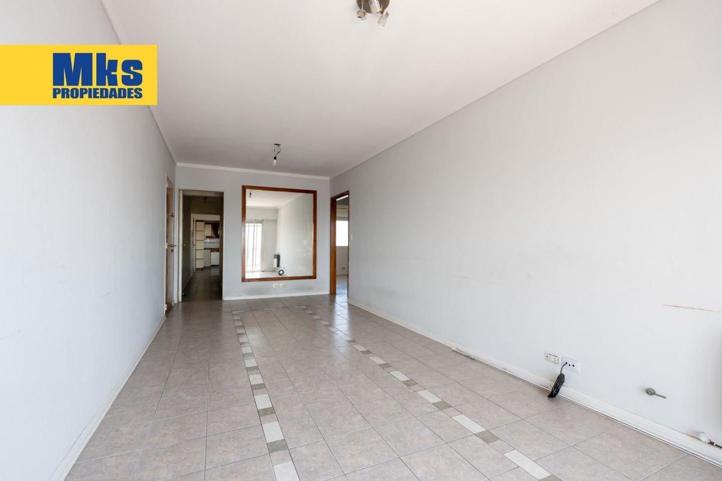 Foto de Venta, departamento de 4 ambientes. Semipiso, sobre Av. Mitre. Vista, imagen 4