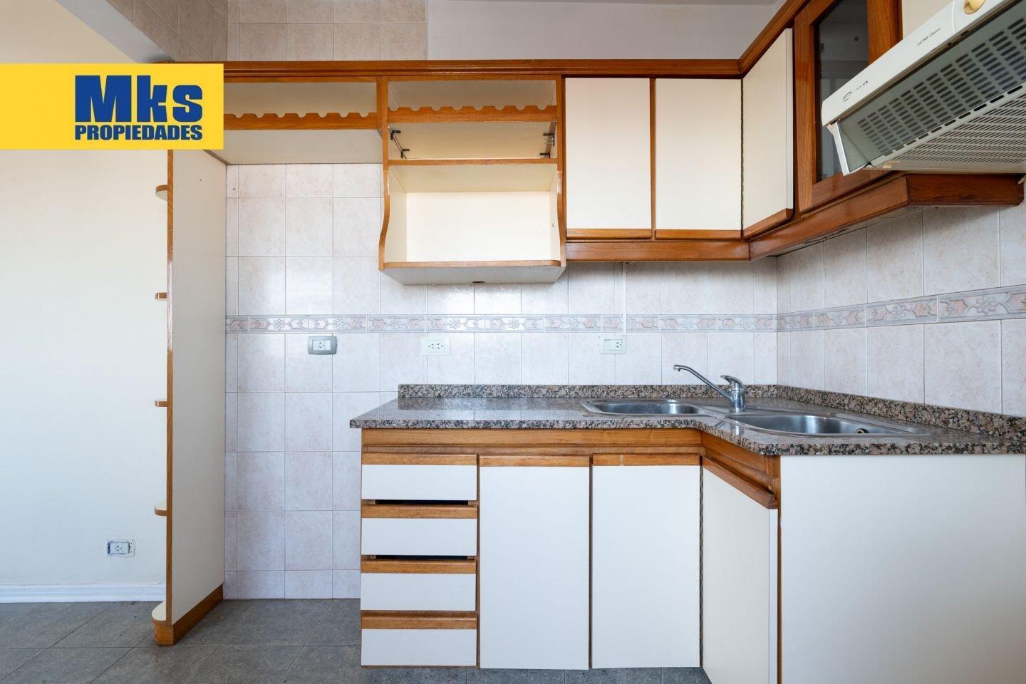 Foto de Venta, departamento de 4 ambientes. Semipiso, sobre Av. Mitre. Vista, imagen 5