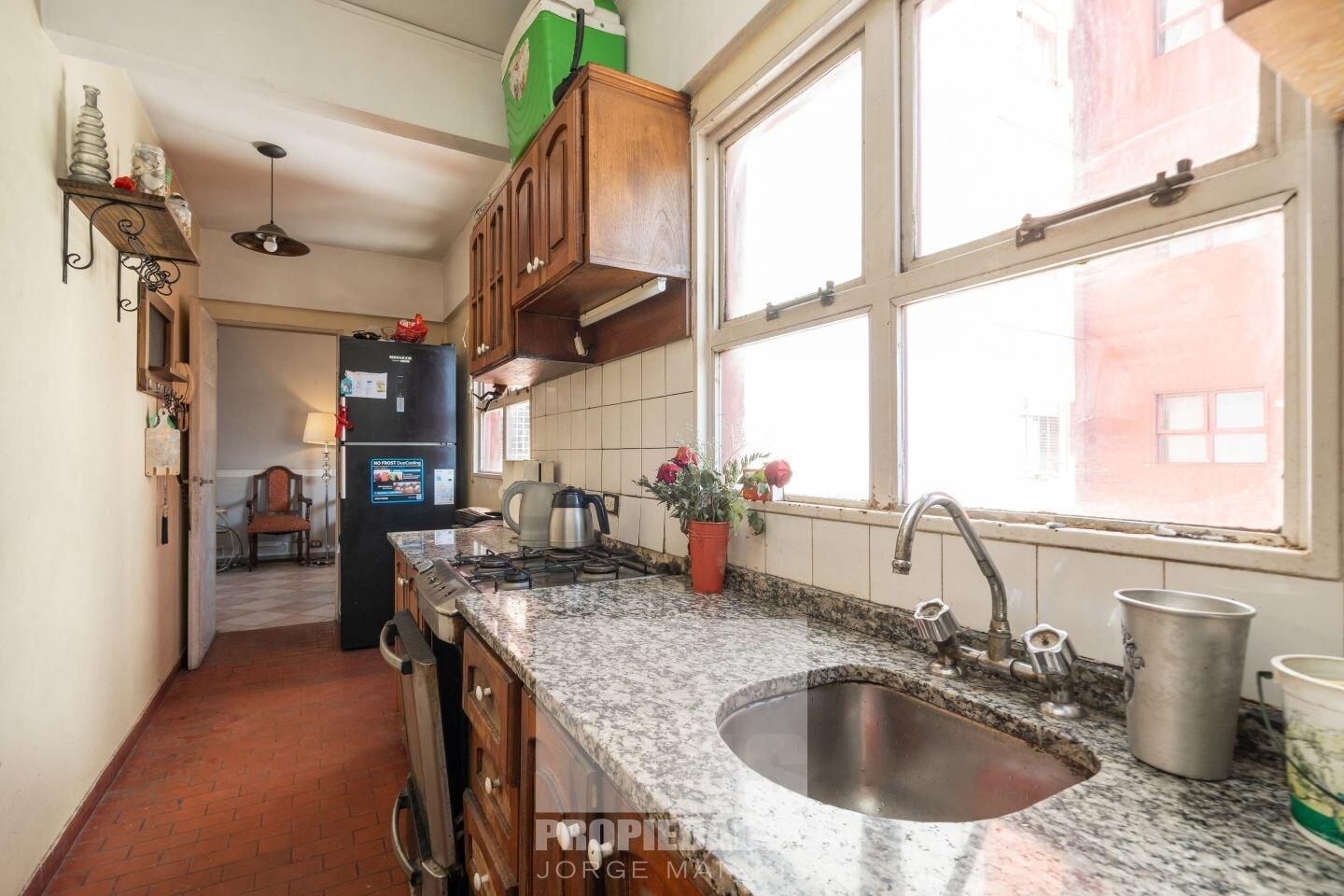 Foto de Departamento en venta. 4 ambientes con cochera. La Boca, imagen 5