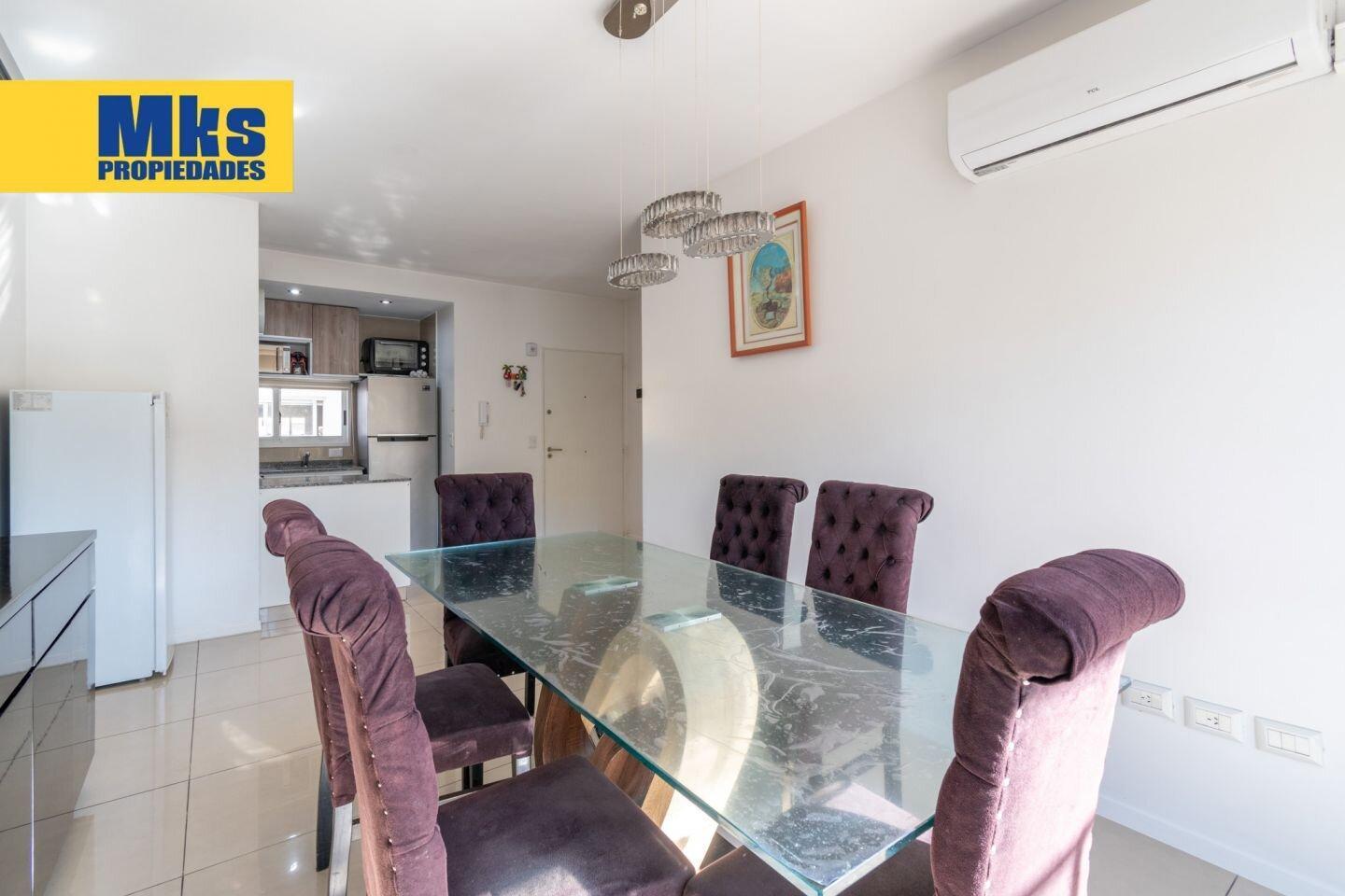 Foto de Venta. Semipiso. 3 ambientes. Cochera fija y cubiera., imagen 2