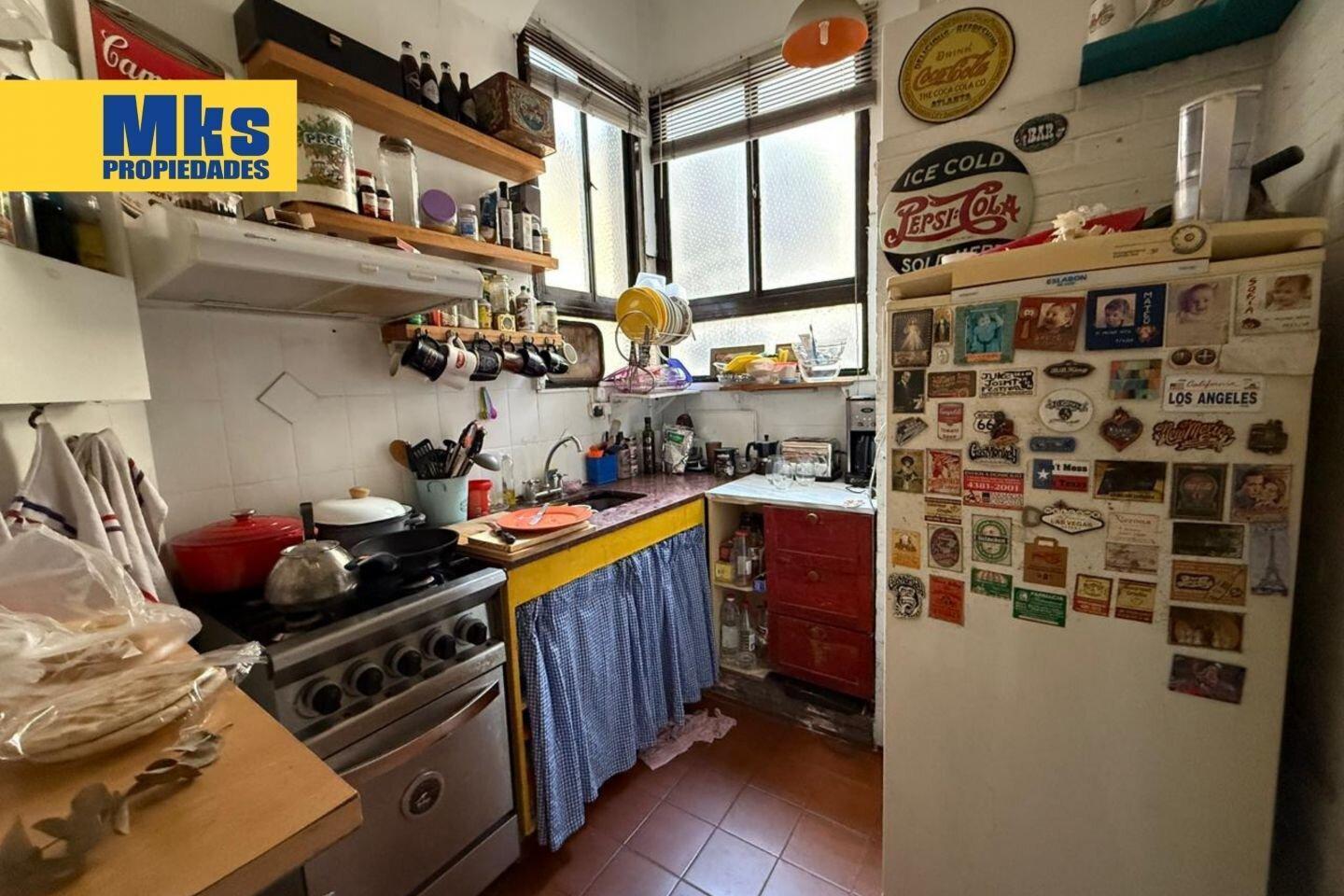 Foto de Venta. 3 ambientes. Av Caseros y Montes de Oca. Luminoso., imagen 4