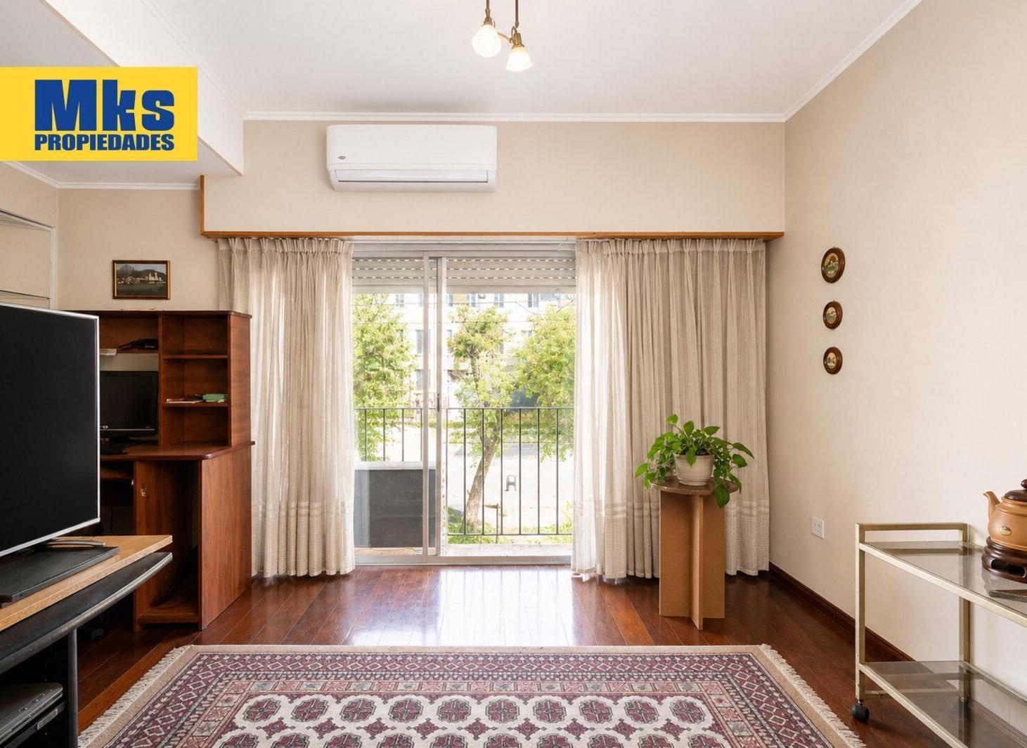 Foto de Venta casa en lote propio - dos plantas, terraza y cochera., imagen 3