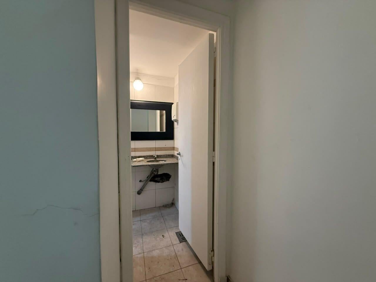Foto de VENTA LOCAL COMERCIAL EN BARRACAS, imagen 3